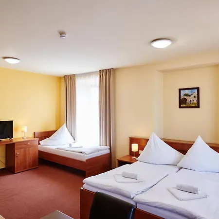 Zlata Hvezda Hotel 3*